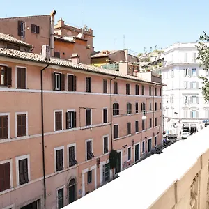 https://rome-kings-suite.it-romehotels.com