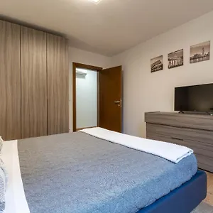 דירה Guglie Design