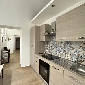 https://la-casa-di-gio-1.sicilyhotelsitaly.net
