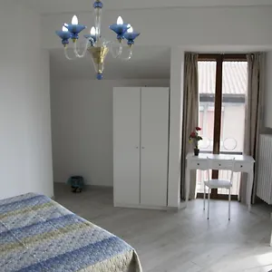 Nancy House , Floransa İtalya